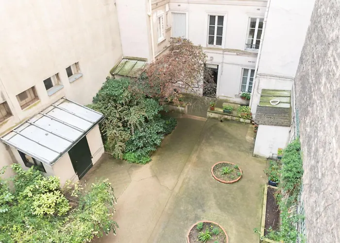 Refurbished T2 Near Place Du Trocadero * Paris